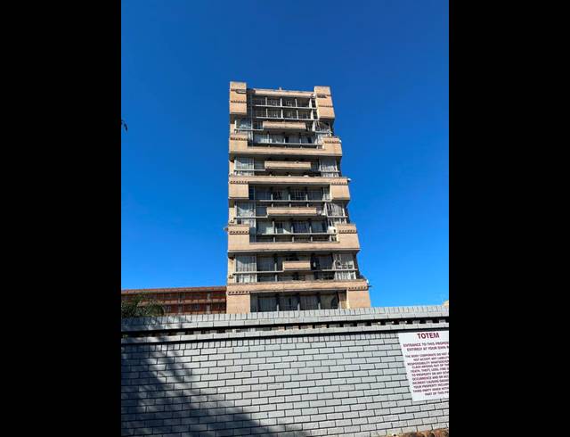 2 BEDROOM APARTMENT FOR SALE IN SUNNYSIDE